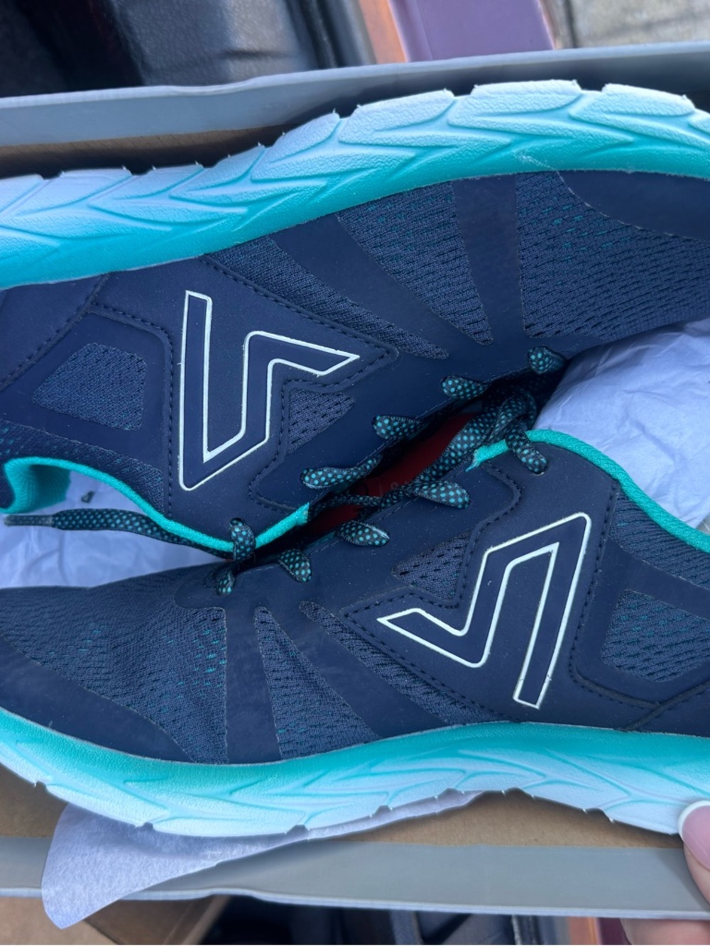 Vionic Navy and Teal Athletic Running Sneakers